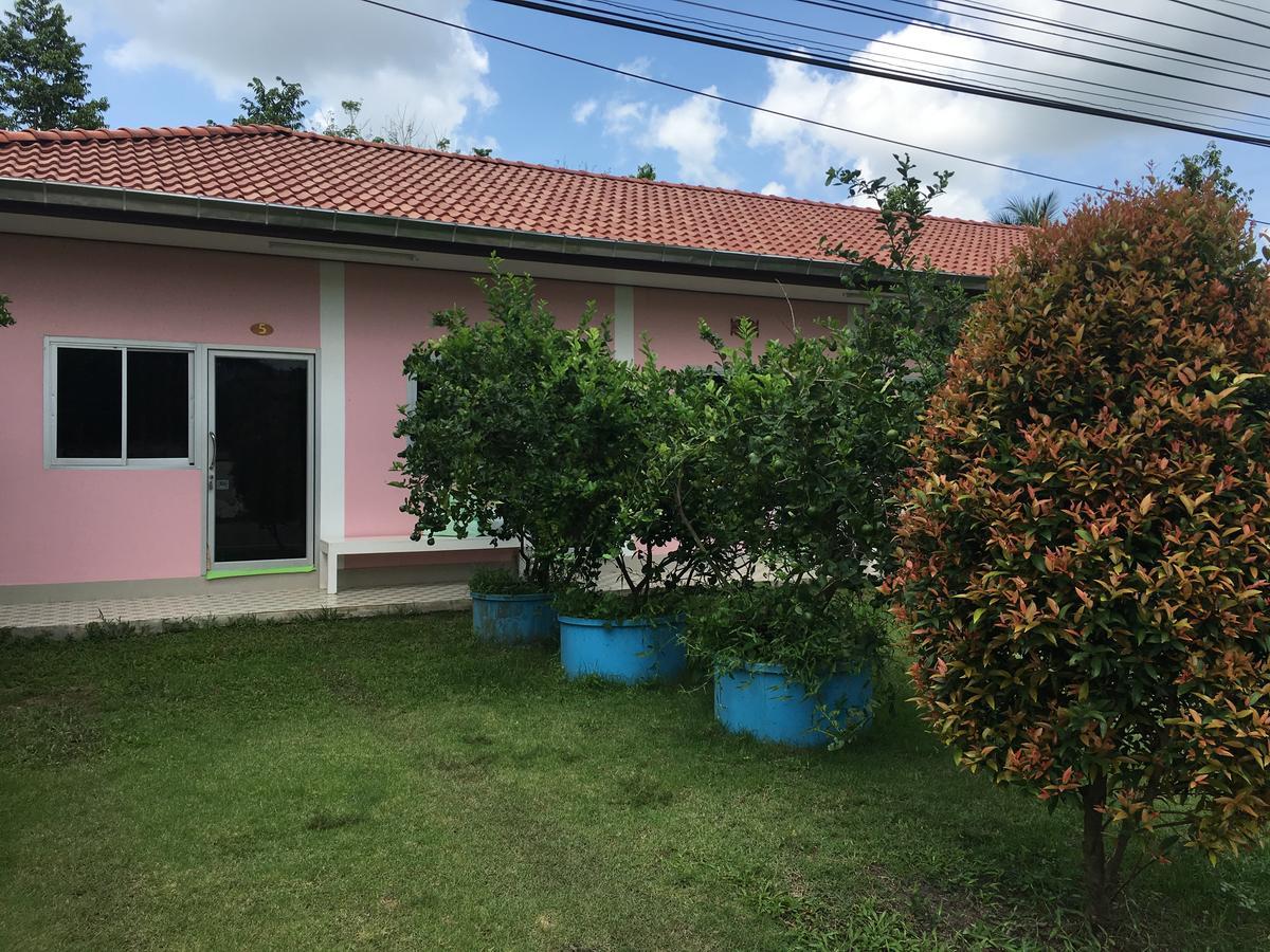 Hotel Baan Suan Kru Kob Ban Ko Maphang Exterior foto